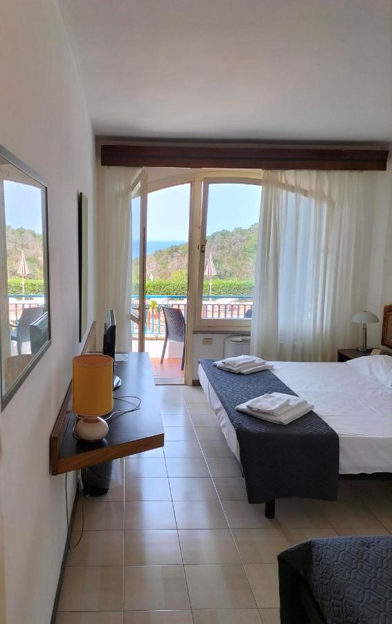 Hotel Horizon Elba Portoferraio Buitenkant foto